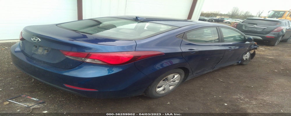 5NPDH4AE7GH792074 2016 HYUNDAI ELANTRA photo no. 4
