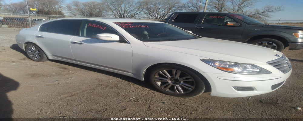 KMHGC4DFXBU116373 2011 HYUNDAI GENESIS photo no. 14
