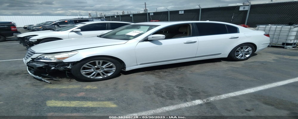KMHGC4DF7BU129016 2011 HYUNDAI GENESIS photo no. 2