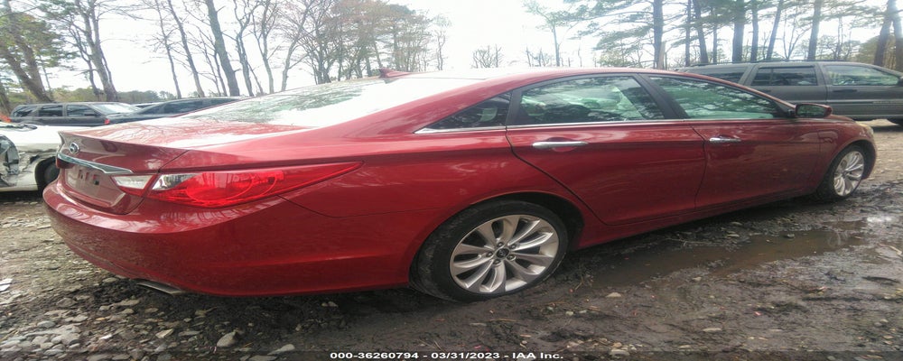 5NPEC4AC8BH092333 2011 HYUNDAI SONATA photo no. 4