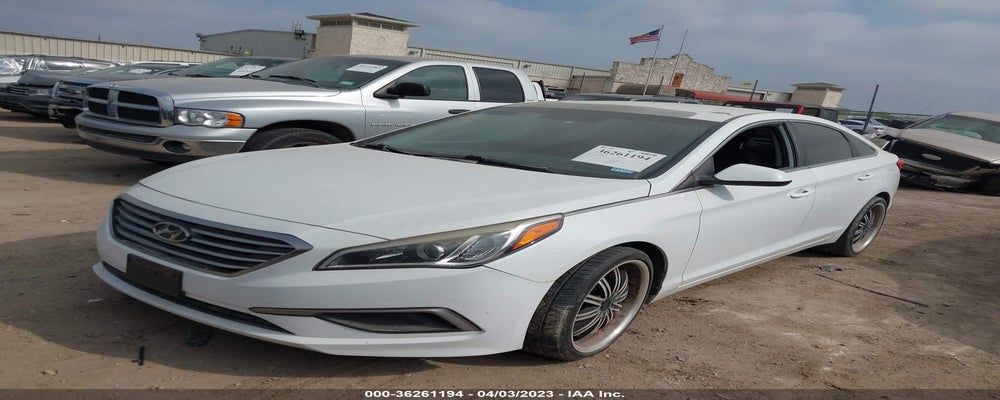5NPE24AF4GH274177 2016 HYUNDAI SONATA photo no. 2