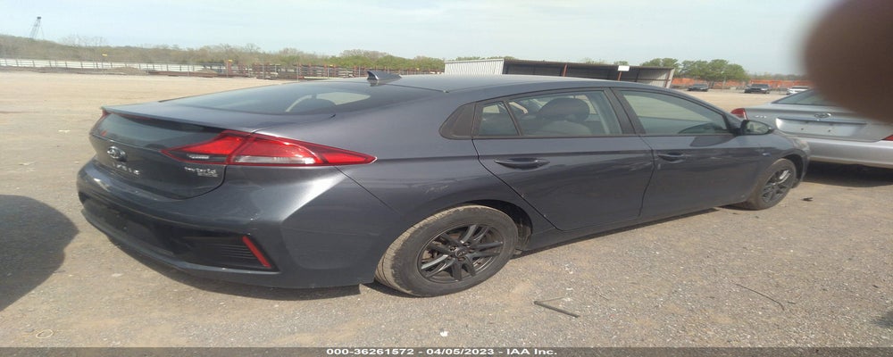 KMHC65LC8JU065408 2018 HYUNDAI IONIQ HYBRID photo no. 4