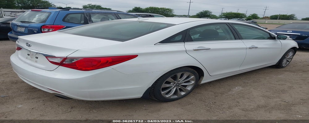 5NPEC4AC5DH759524 2013 HYUNDAI SONATA photo no. 4