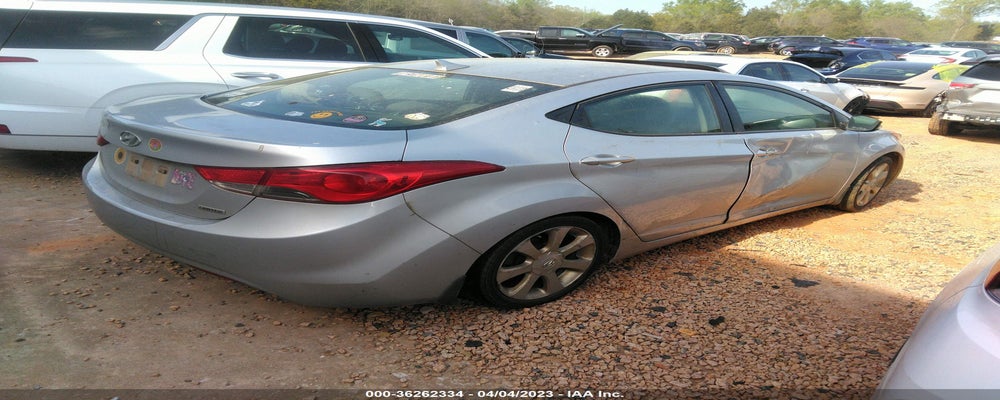 5NPDH4AE5DH253657 2013 HYUNDAI ELANTRA photo no. 4