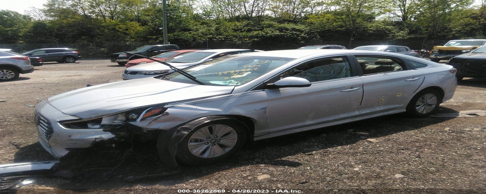 KMHE24L35KA093538 2019 HYUNDAI SONATA HYBRID photo no. 2