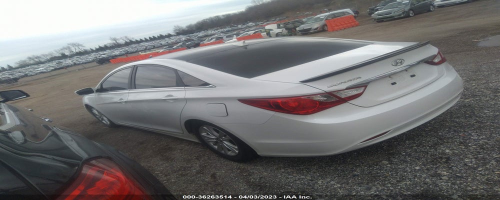 5NPEB4AC5BH259721 2011 HYUNDAI SONATA photo no. 3
