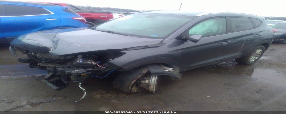 KM8J3CA40JU745612 2018 HYUNDAI TUCSON photo no. 2