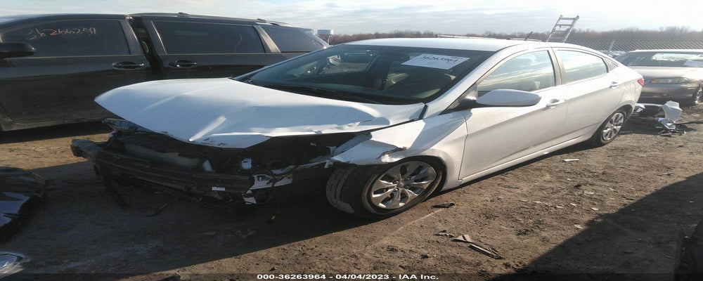 KMHCT4AE2HU223100 2017 HYUNDAI ACCENT photo no. 2