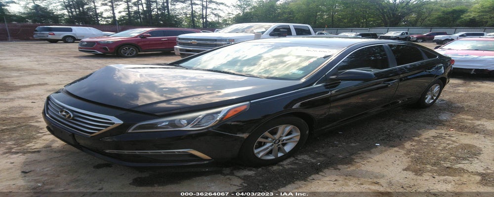 5NPE24AF4FH004915 2015 HYUNDAI SONATA photo no. 2