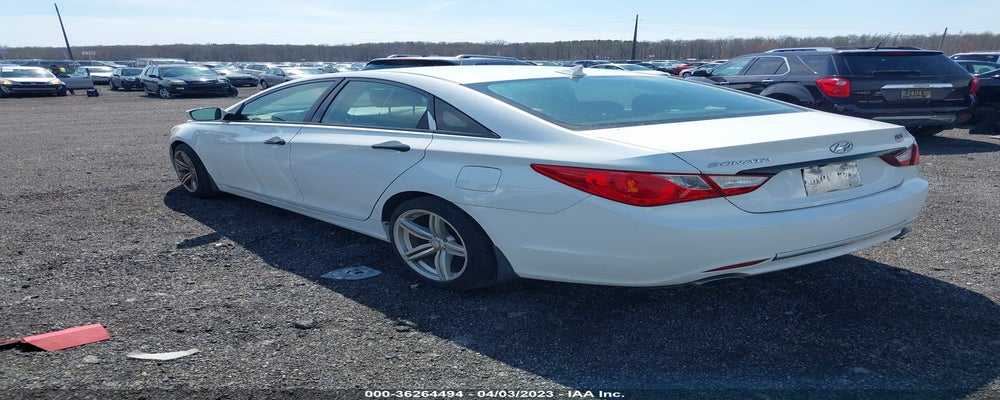 5NPEC4AC3BH106896 2011 HYUNDAI SONATA photo no. 3