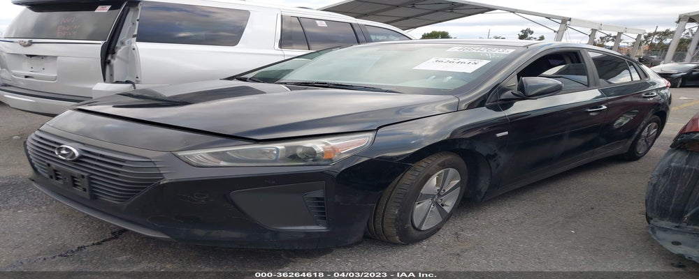 KMHC65LC6JU064435 2018 HYUNDAI IONIQ HYBRID photo no. 2