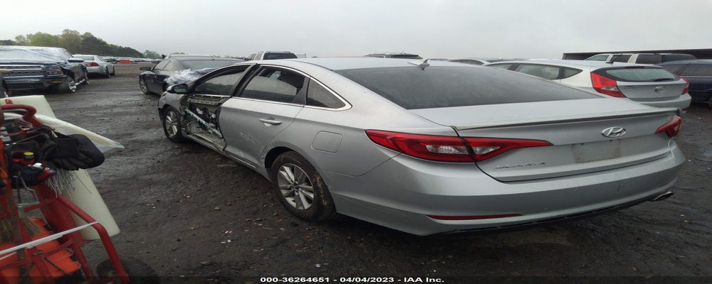 5NPE24AF8FH170290 2015 HYUNDAI SONATA photo no. 3