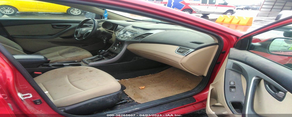 KMHDH4AE8FU444767 2015 HYUNDAI ELANTRA photo no. 5