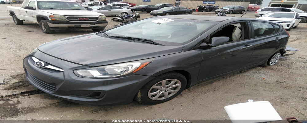 KMHCT5AE2DU078723 2013 HYUNDAI ACCENT photo no. 2