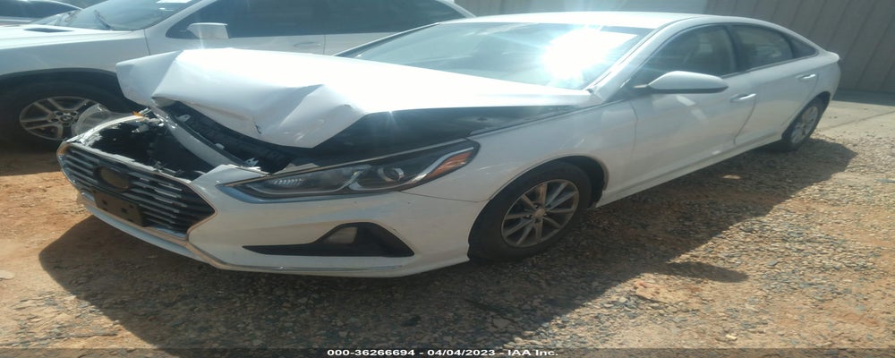 5NPE24AF2JH654724 2018 HYUNDAI SONATA photo no. 2