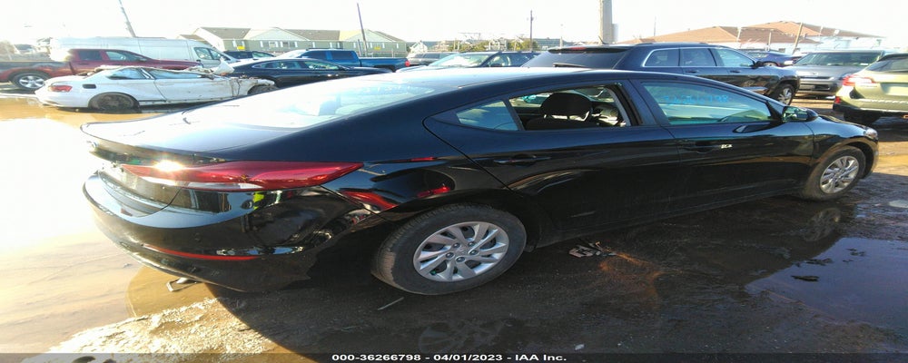 KMHD74LF1JU475554 2018 HYUNDAI ELANTRA photo no. 4
