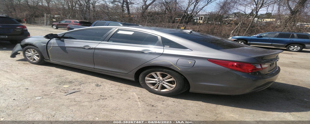 5NPEB4AC6DH778943 2013 HYUNDAI SONATA photo no. 3