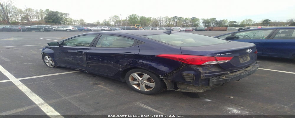 5NPDH4AEXDH298514 2013 HYUNDAI ELANTRA photo no. 3
