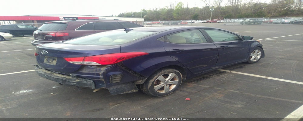 5NPDH4AEXDH298514 2013 HYUNDAI ELANTRA photo no. 4