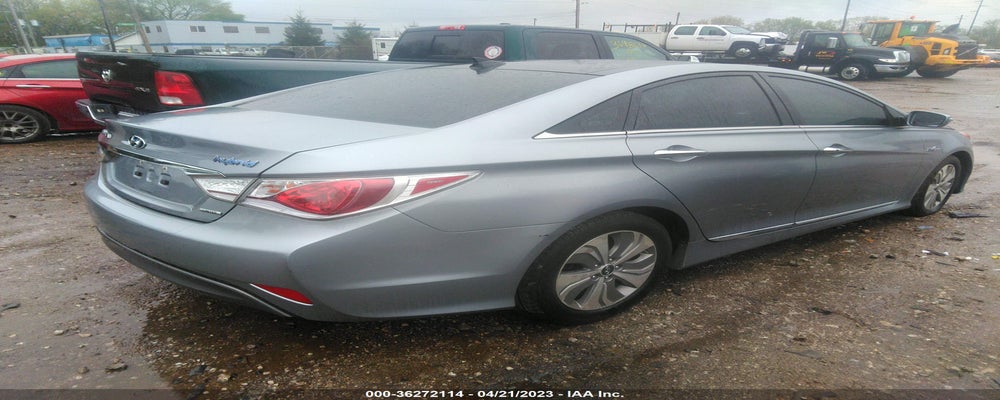 KMHEC4A4XFA136480 2015 HYUNDAI SONATA HYBRID photo no. 4