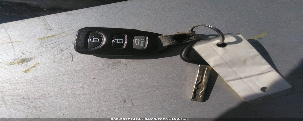 5NPEB4AC8CH369874 2012 HYUNDAI SONATA photo no. 11
