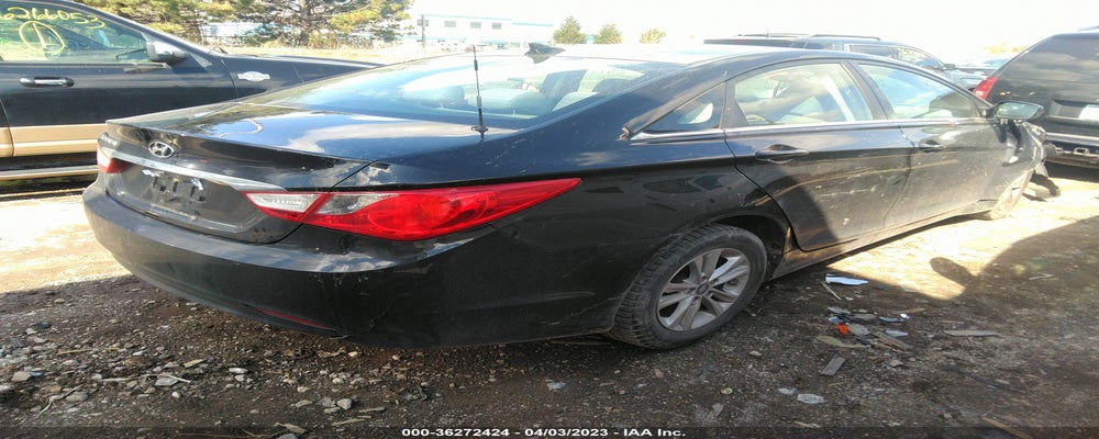 5NPEB4AC8CH369874 2012 HYUNDAI SONATA photo no. 4