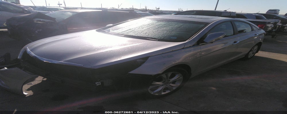 5NPEC4AC2BH128839 2011 HYUNDAI SONATA photo no. 2