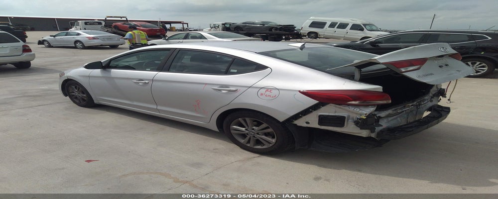 5NPD84LF3JH248474 2018 HYUNDAI ELANTRA photo no. 3