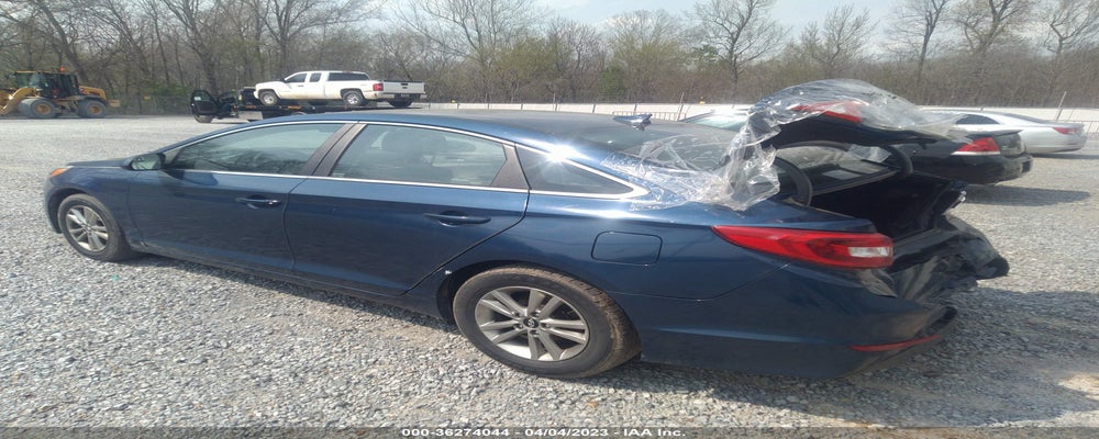 5NPE24AF7FH138589 2015 HYUNDAI SONATA photo no. 3