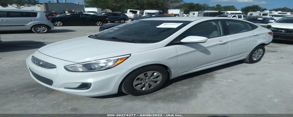 KMHCT4AE0HU374890 2017 HYUNDAI ACCENT photo no. 2