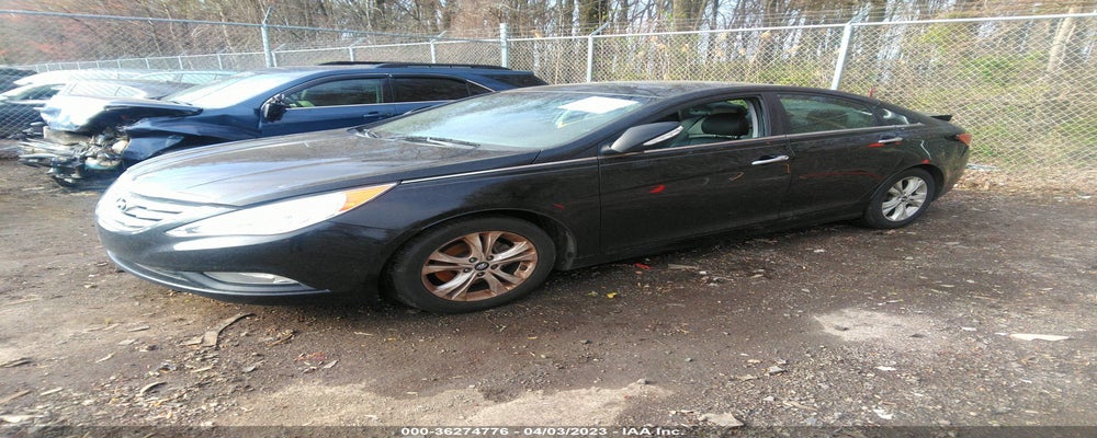 5NPEC4ACXBH141225 2011 HYUNDAI SONATA photo no. 2
