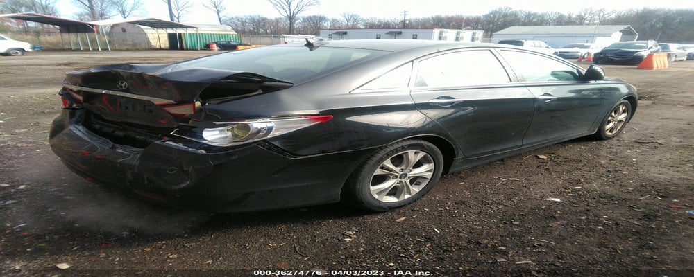 5NPEC4ACXBH141225 2011 HYUNDAI SONATA photo no. 4