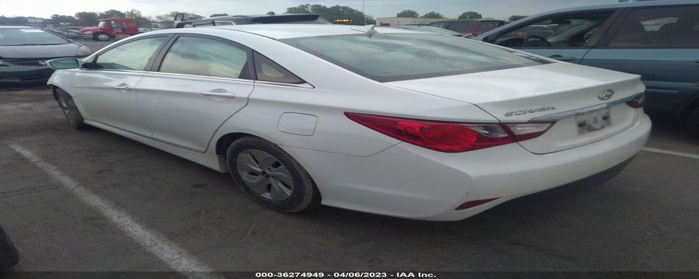 5NPEB4AC1EH826060 2014 HYUNDAI SONATA photo no. 3