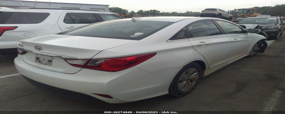 5NPEB4AC1EH826060 2014 HYUNDAI SONATA photo no. 4