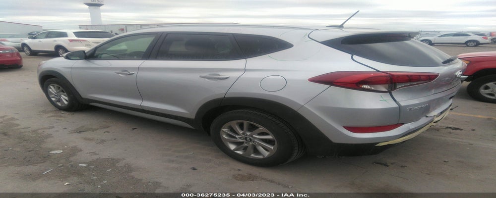 KM8J33A40HU386580 2017 HYUNDAI TUCSON photo no. 3