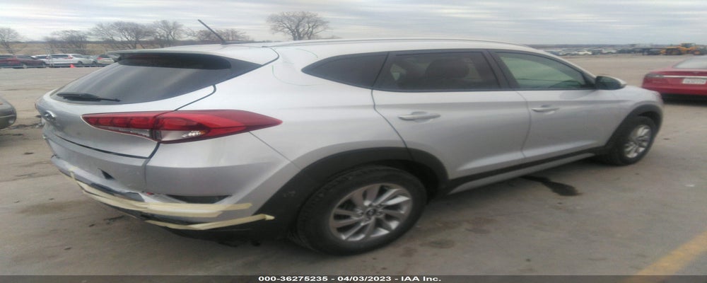 KM8J33A40HU386580 2017 HYUNDAI TUCSON photo no. 4