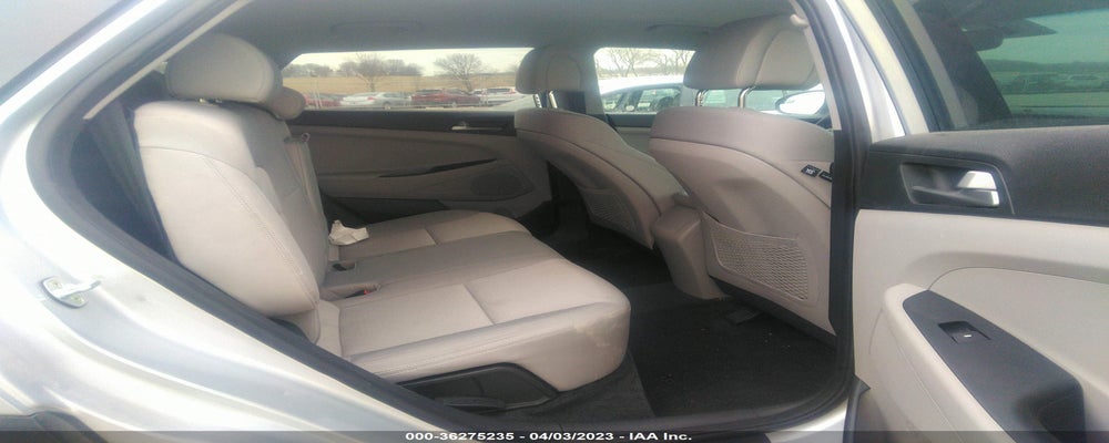 KM8J33A40HU386580 2017 HYUNDAI TUCSON photo no. 8