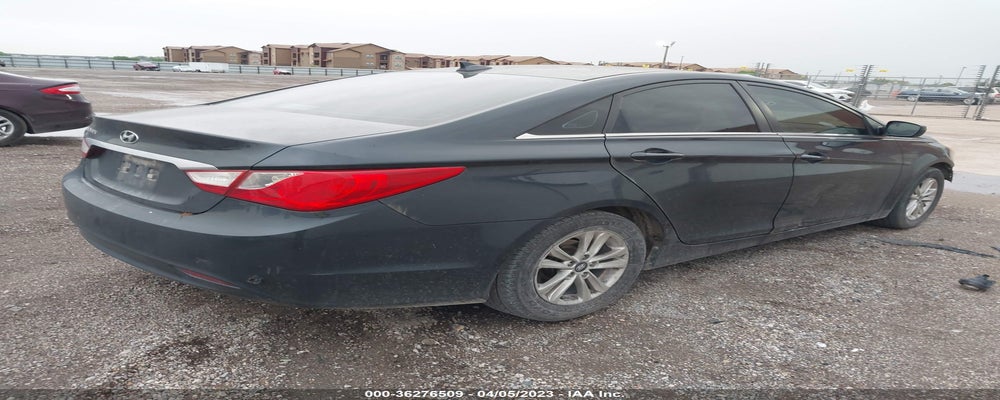 5NPEB4AC5DH773779 2013 HYUNDAI SONATA photo no. 4