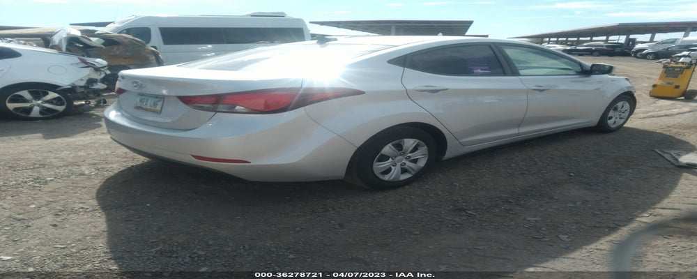 5NPDH4AE6GH685159 2016 HYUNDAI ELANTRA photo no. 4