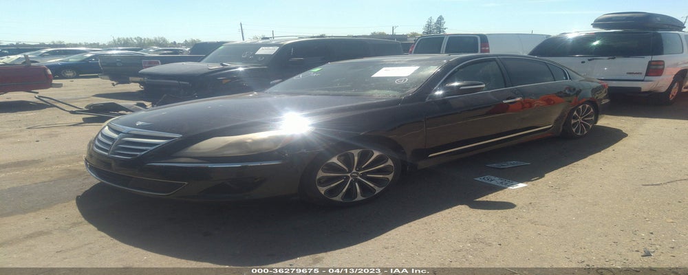 KMHGC4DH7CU164304 2012 HYUNDAI GENESIS photo no. 2