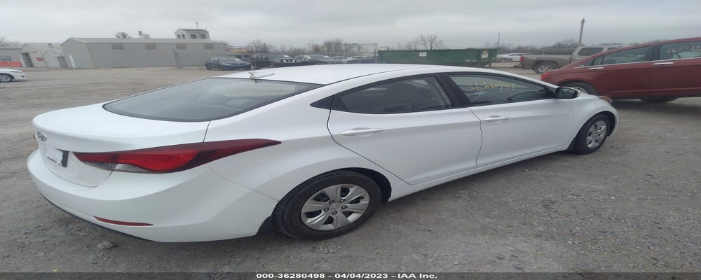 5NPDH4AE6GH680947 2016 HYUNDAI ELANTRA photo no. 4
