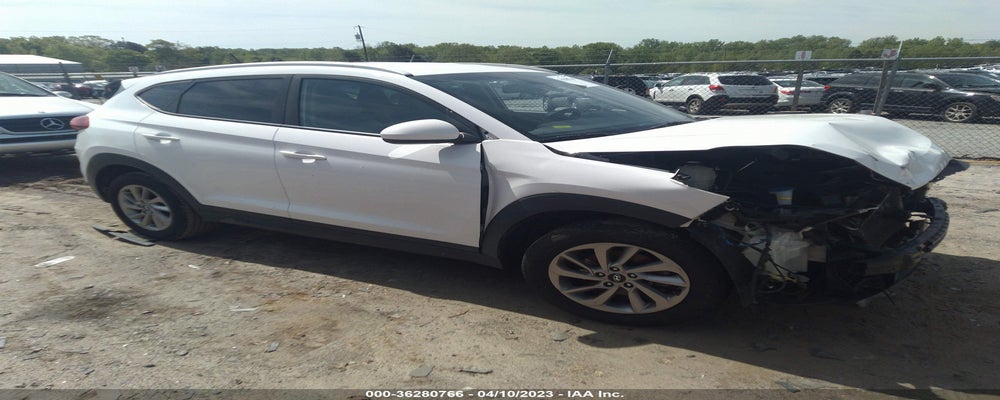 KM8J3CA45GU106019 2016 HYUNDAI TUCSON photo no. 2