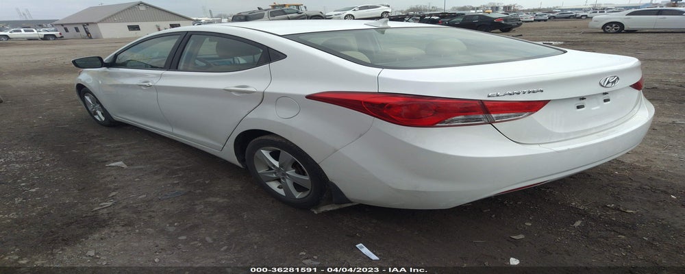 5NPDH4AE6DH262139 2013 HYUNDAI ELANTRA photo no. 3