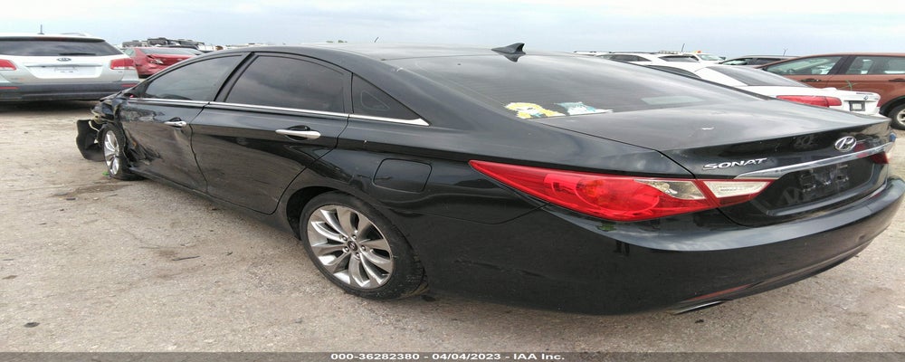 5NPEC4AC1BH150220 2011 HYUNDAI SONATA photo no. 3