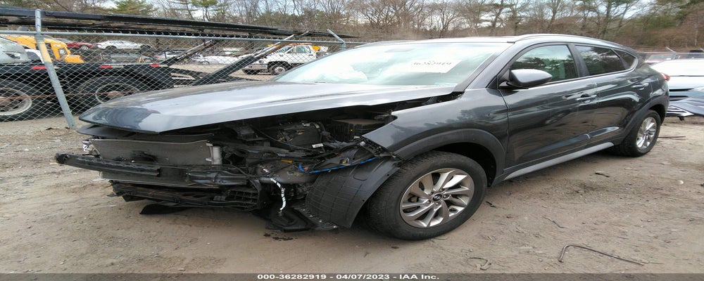 KM8J3CA42JU731517 2018 HYUNDAI TUCSON photo no. 2