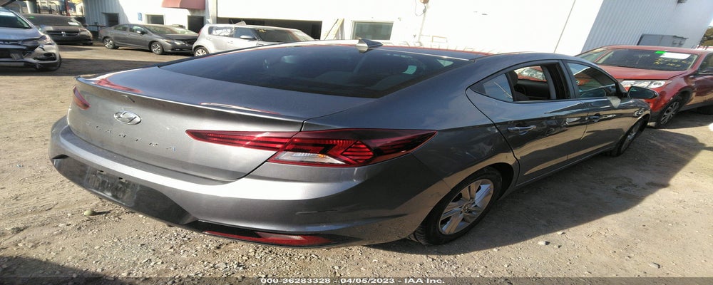 5NPD84LFXKH423529 2019 HYUNDAI ELANTRA photo no. 4