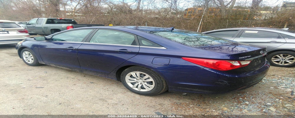 5NPEB4AC3BH063616 2011 HYUNDAI SONATA photo no. 3