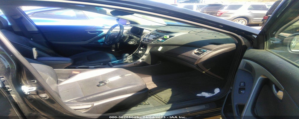 5NPDH4AE7EH541990 2014 HYUNDAI ELANTRA photo no. 5