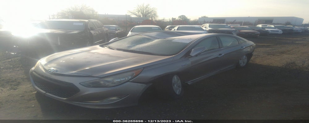 KMHEC4A46BA008084 2011 HYUNDAI SONATA photo no. 2