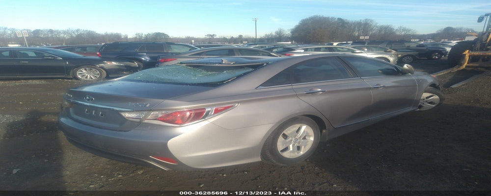KMHEC4A46BA008084 2011 HYUNDAI SONATA photo no. 4